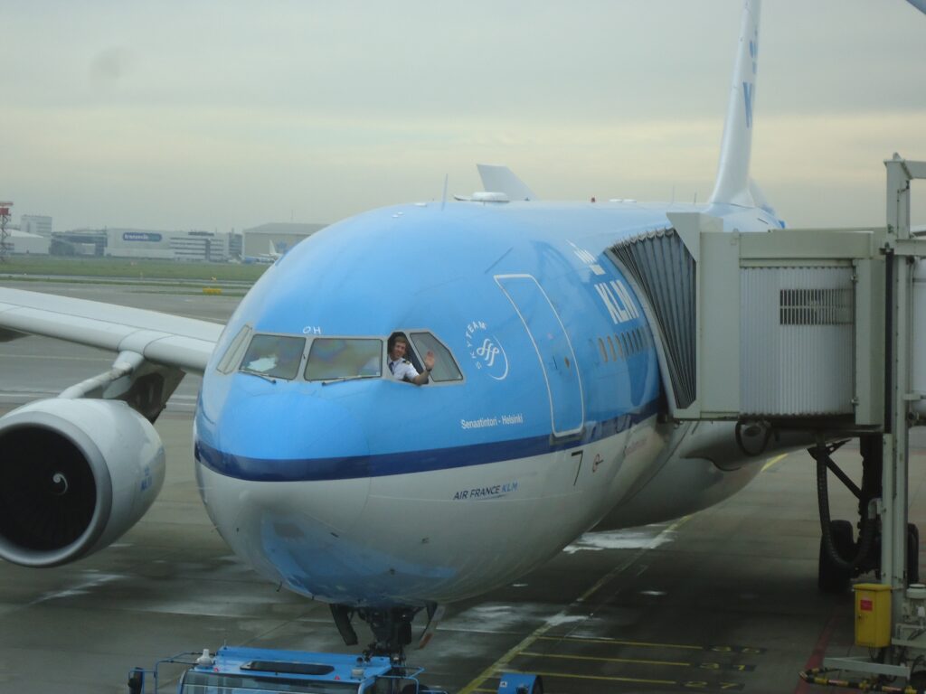 KLM gate, the end of a chapter