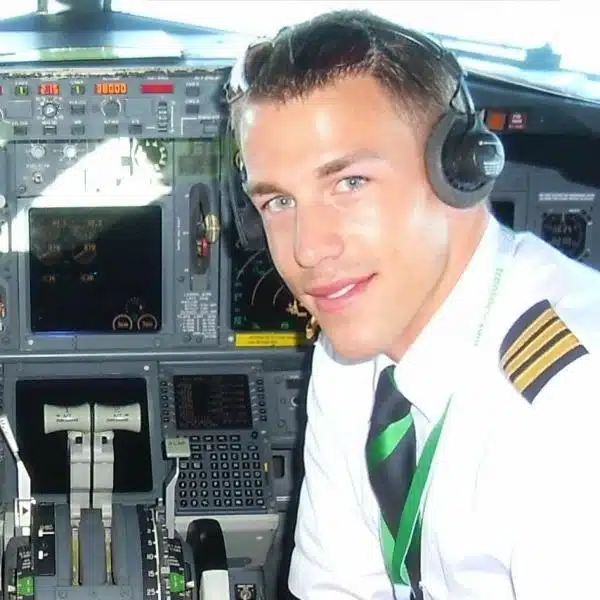 Julian van der Wouden in the cockpit